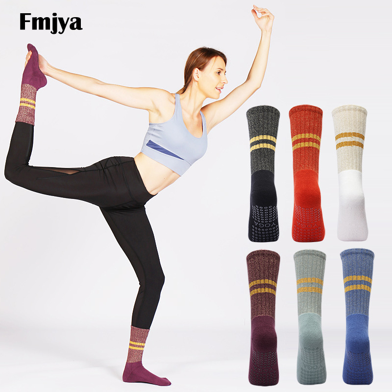 Yoga Socks with Grips Non Slip - Pilates Yoga Grip Socks recensione e prezzo